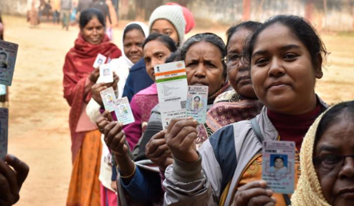 Voting for the fifth phase in the Jharkhand assembly polls is underway. The voting has been peaceful so far and over 28% people casted their votes till 11am.