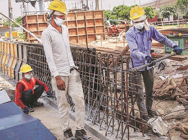 Law on assured minimum wage for workers faces delay